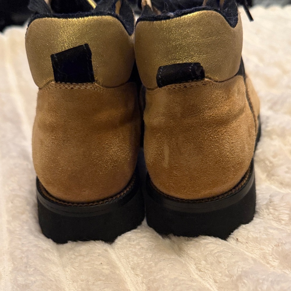 Vtg Chanel 90s Beige Suede CC Logo Combat Boots - Picture 5 of 10